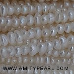 330047 centerdrilled pearl about 1.5-2mm.jpg